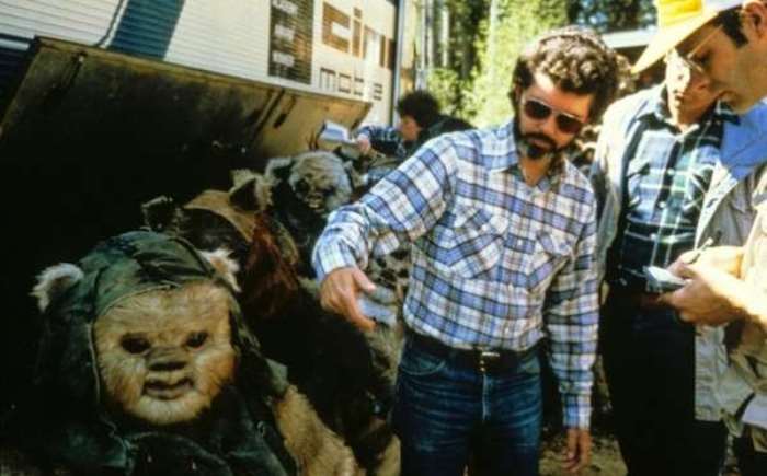 George Lucas reviews Ewoks before Return Of The Jedi.
