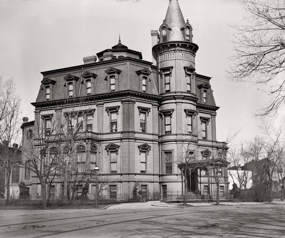 Stewart's Castle, Dupont Circle. Washington circa 1900.