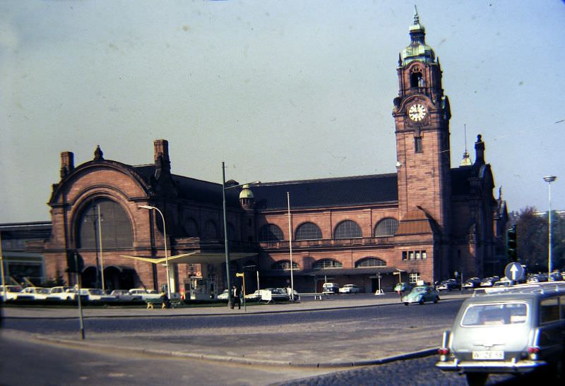 Wiesbaden train station, 1960s