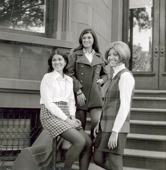 Ellen Farrel (seated), Debbie Ambrose (center) and Pat Piacente