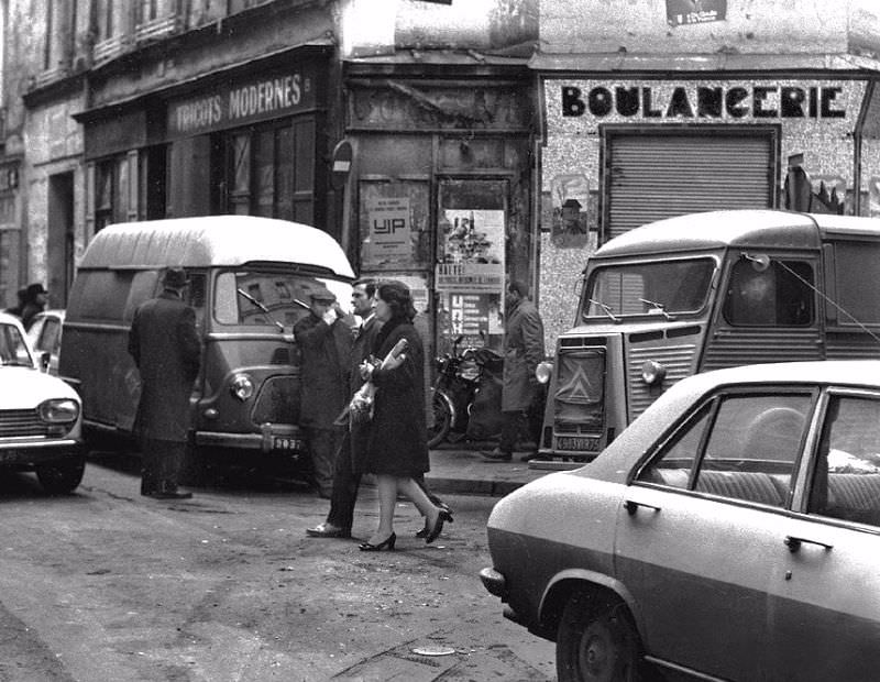 Corner Boulangerie Rue des Rosiers et Rue des Ecouffes, near Metro Saint-Paul, Paris, 1978