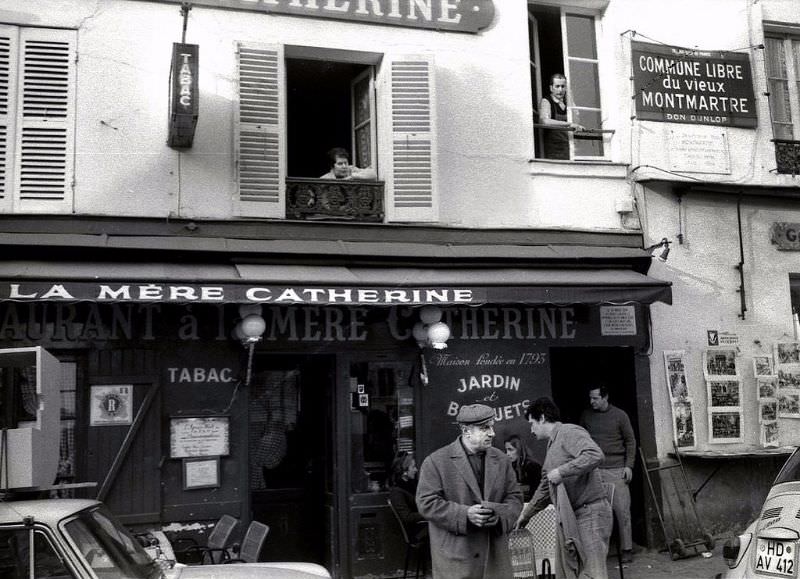 Cafe La Mere Catherine, Place du Tertre, Montmartre, Paris, 1971