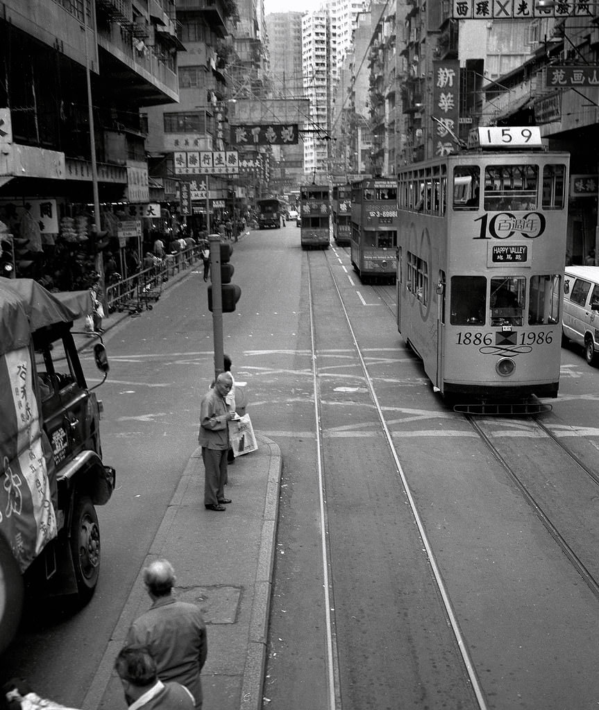 Queen's Road, Hong Kong. 1987.