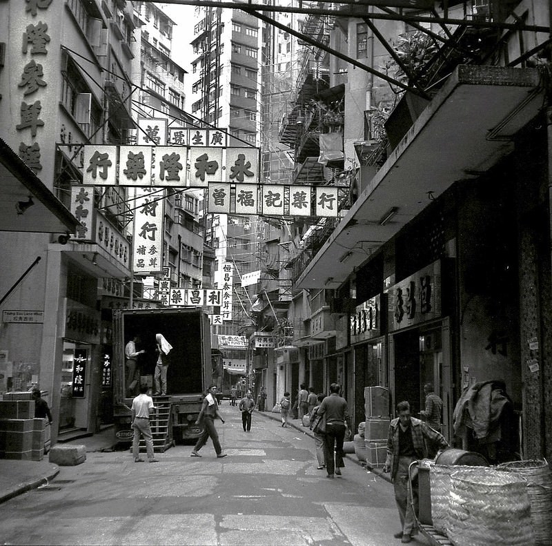 Street Scene. Hong Kong, 1987.