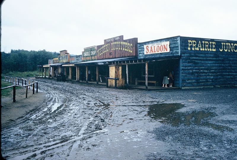 Frontiertown in the rain, New York. August 1955