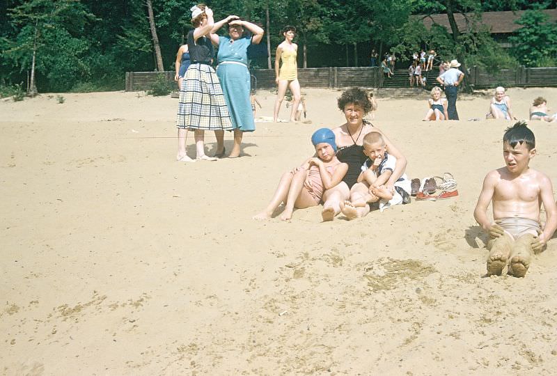 Beach at Cumberland Falls State Park, Kentucky. April 1954