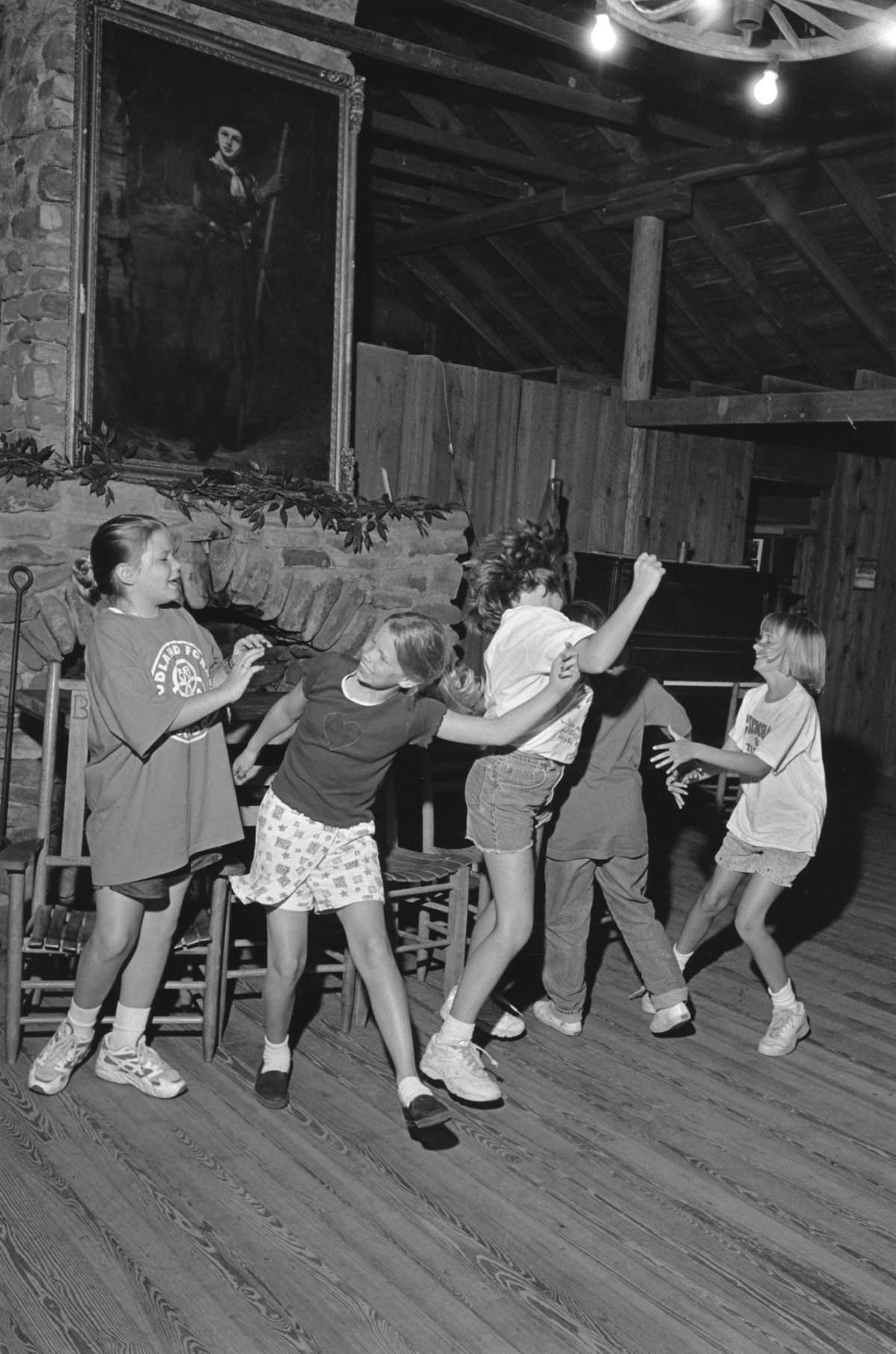 Stunning Photos Of American Children Enjoying Their Holidays In Summer Camps From between 1986 and 1997