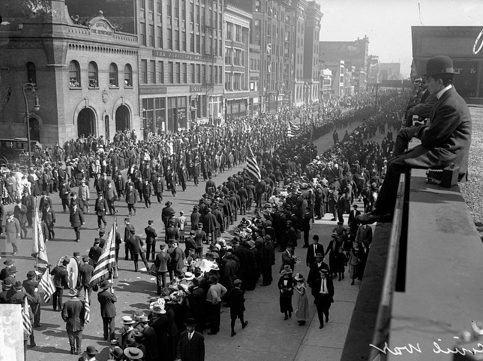 Civil War veterans marching in a Grand Army of the Republic Memorial Day parade in South Michigan Avenue. Chicago, May 27, 1912.