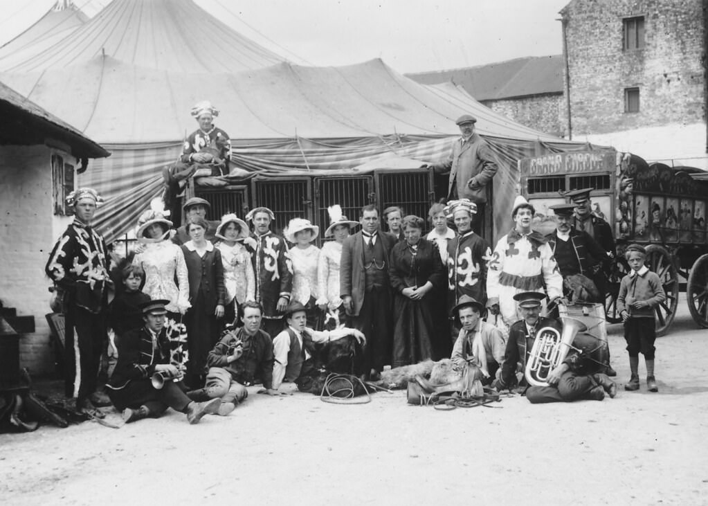 Entertainers of The Grand Circus in Strabane, 1910.
