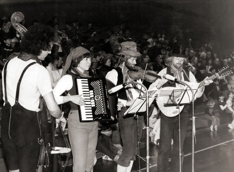 Mixed band at a gym-show, 1979