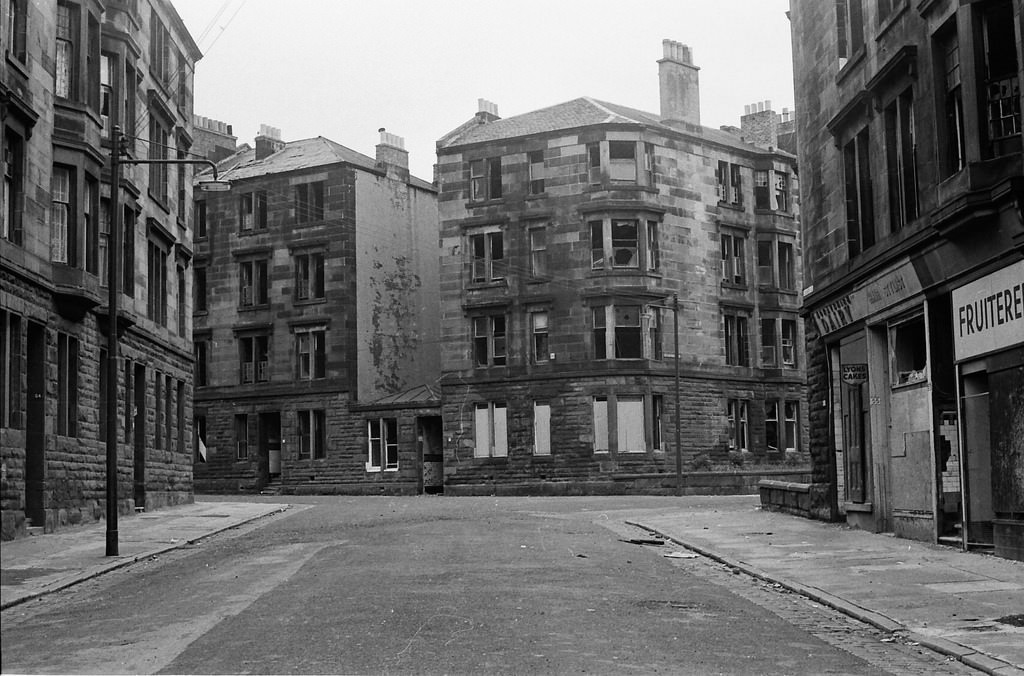 Looking up Coventry Drive towards Culloden Street.