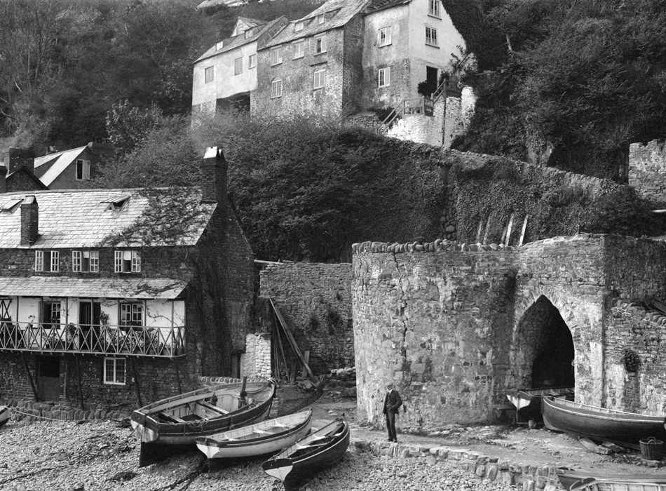 Quay, Clovelly, Devon, 1904