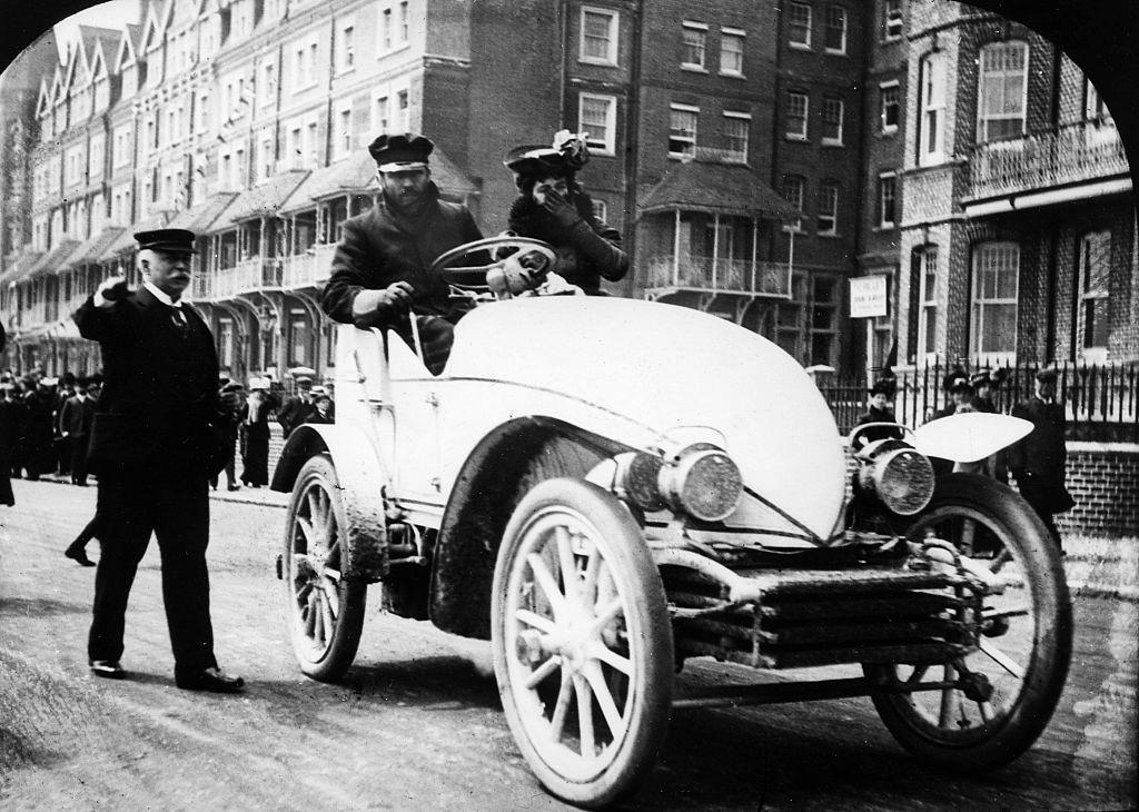 Serpollet Easter Egg steam car at Bexhill 1902.