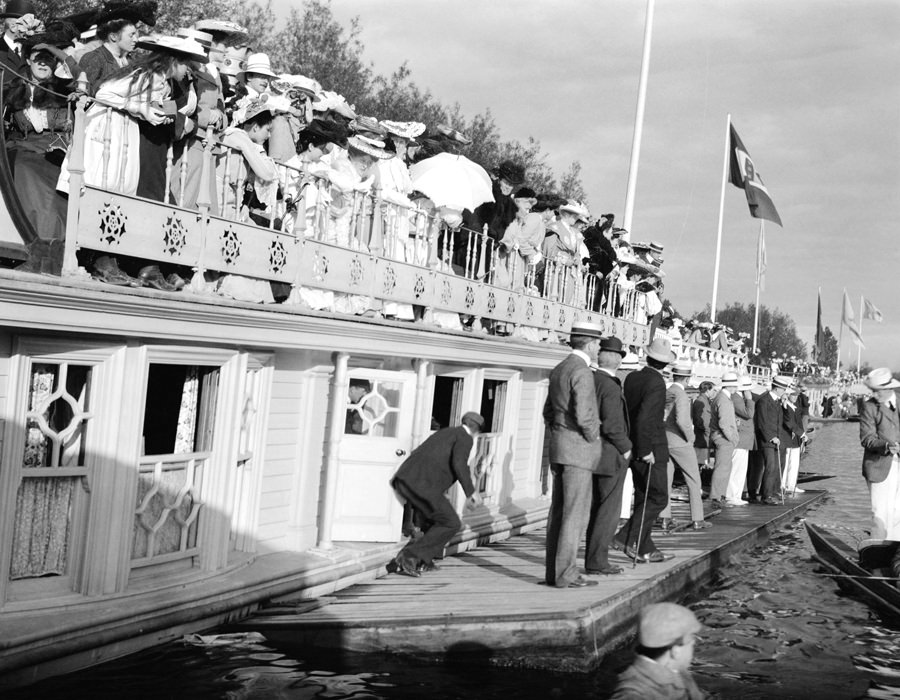 Spectators, Eights Week, Oxford, 1904