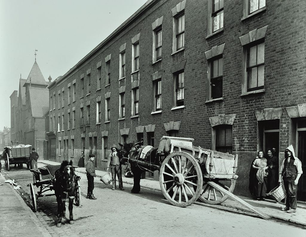 Dustmen and dust cart in Beckett Street, Camberwell, London, 1903.