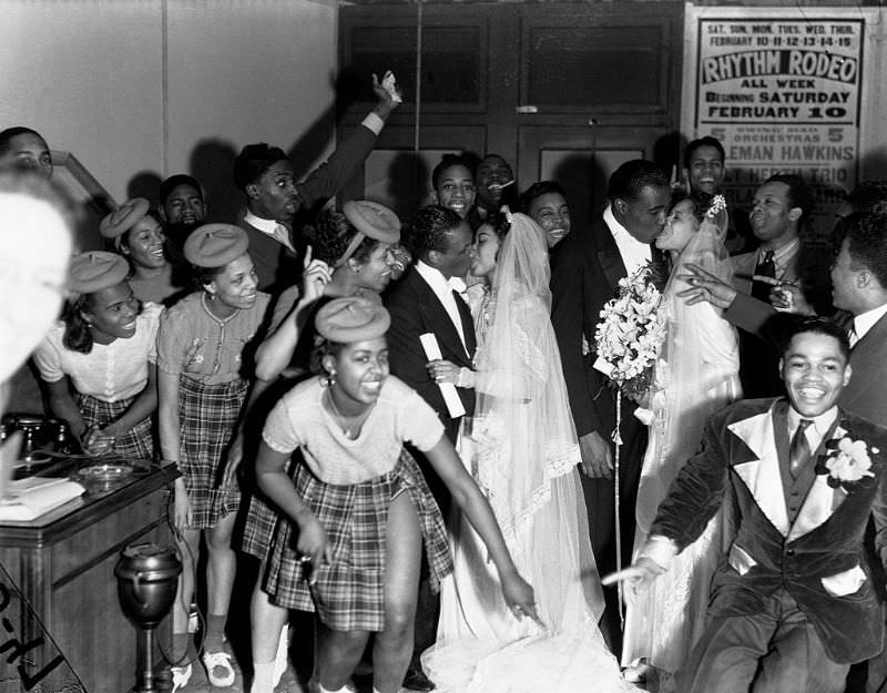 A double wedding in Harlem, 1940s.