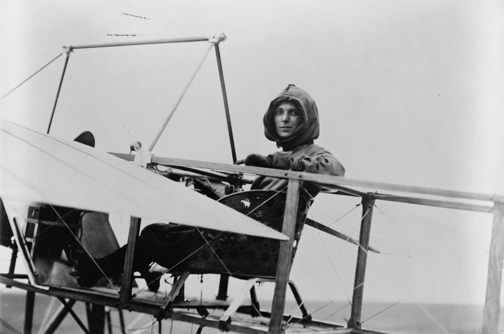 Harriet Quimby and her Blériot XI.