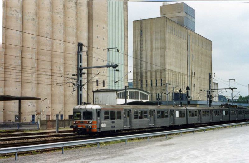 Electric Commuter Train, Luxembourg, 1995