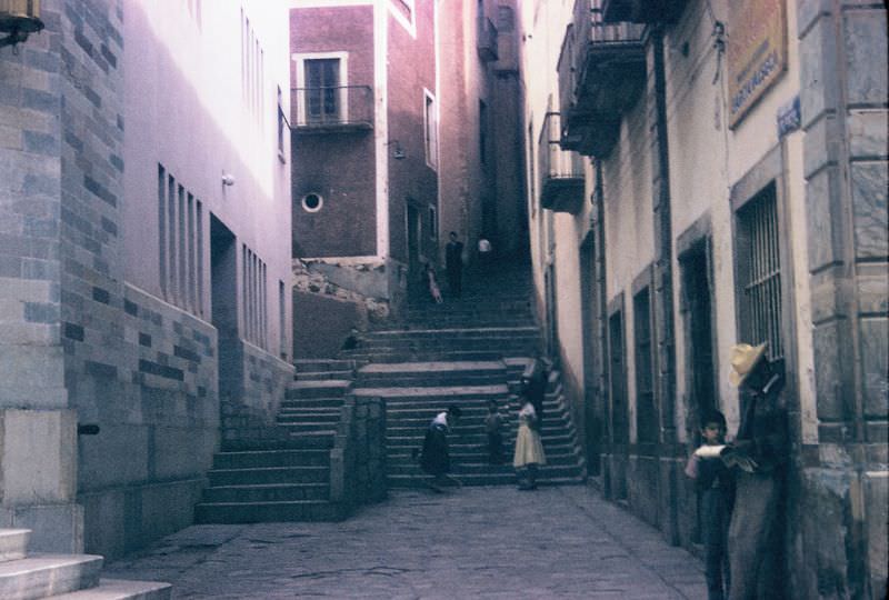 Narrow street and stairs, Guanajuato. Christmas Day 1958