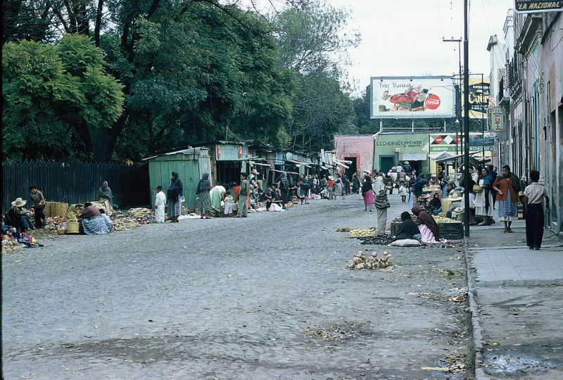 Street market, Queretaro. December 1958