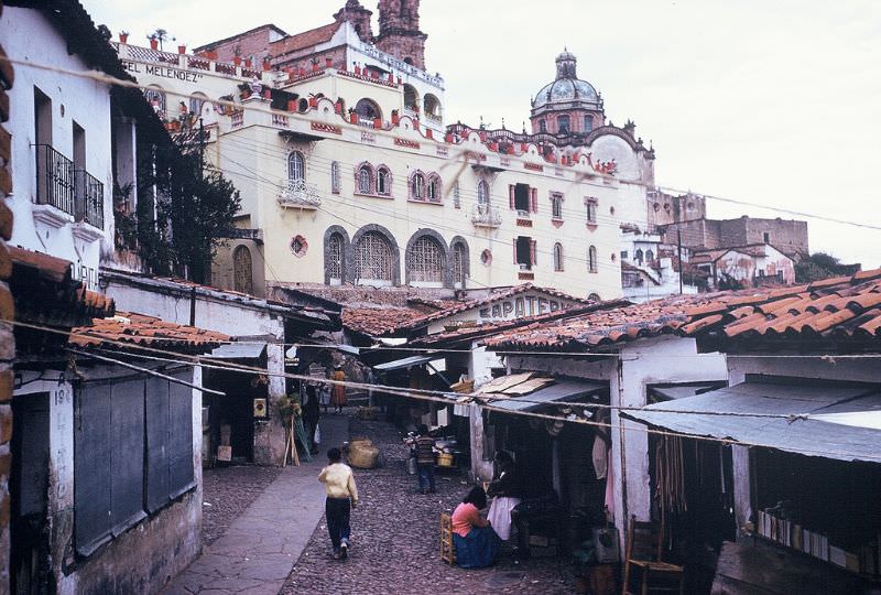 Market scene, Taxco. December 1958