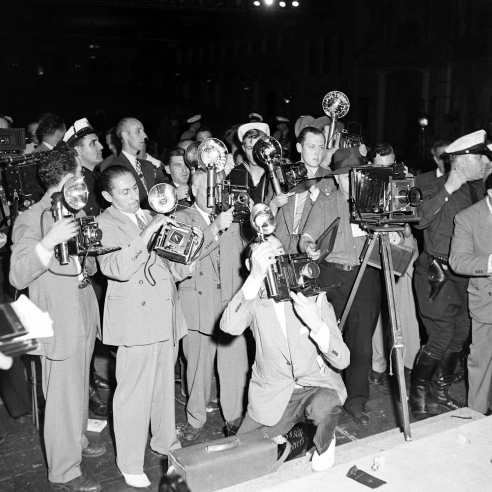 Outside the Miss America pageant in Atlantic City, 1945.