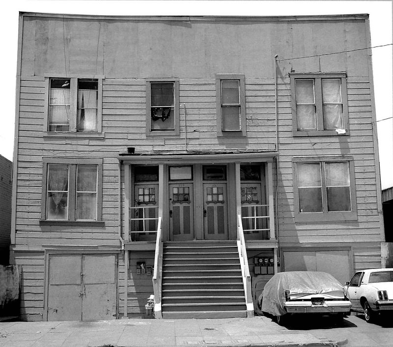 Sagging flats, 317-323 Castro Street, Oakland.