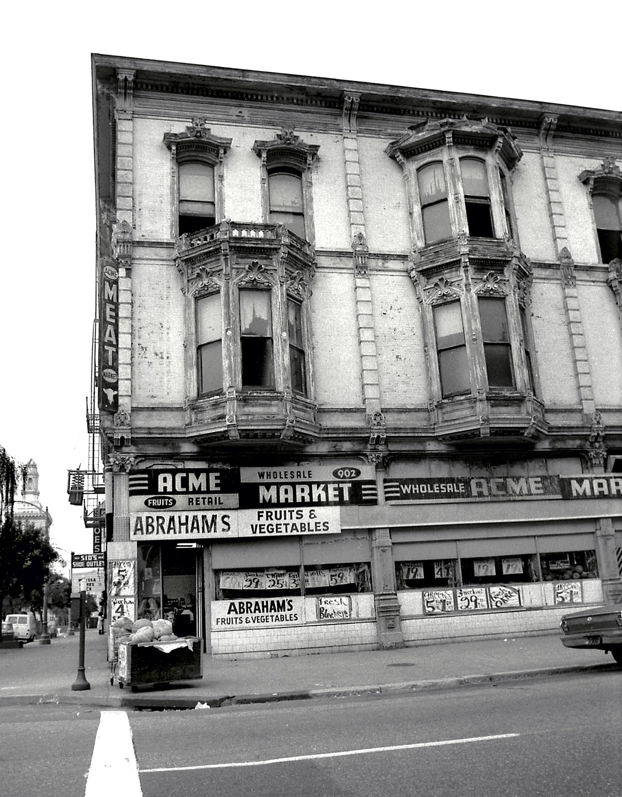 Abraham's Market,Washington and 9th Street,Oakland.