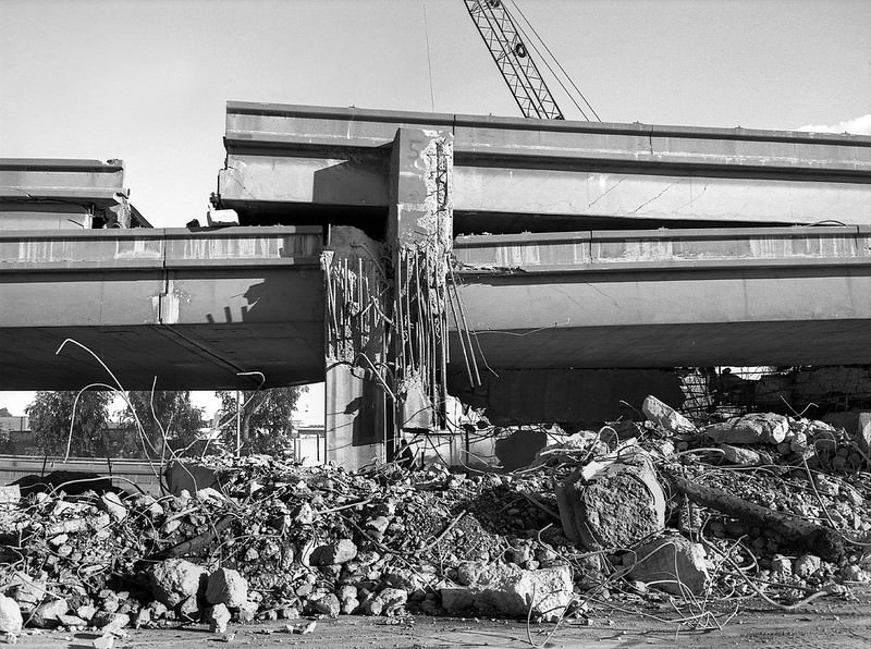 A bridge damaged by an earthquake at Highway 880, October 1989.