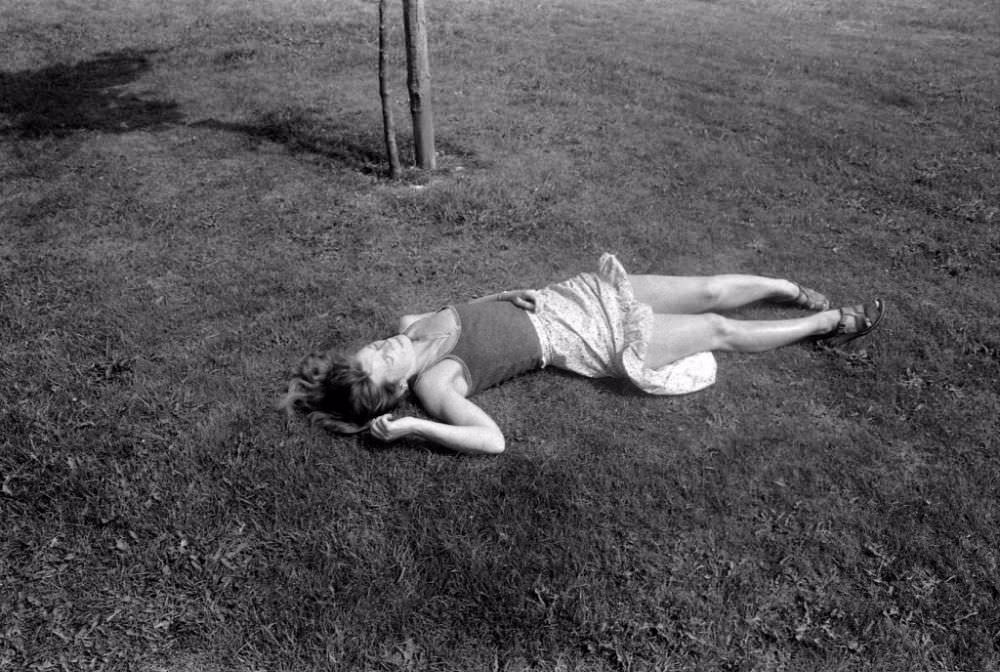 Fabulous Photos Capturing Daily Life of Oxford University Students in the 1970s