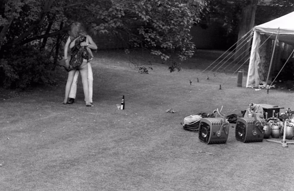 Fabulous Photos Capturing Daily Life of Oxford University Students in the 1970s