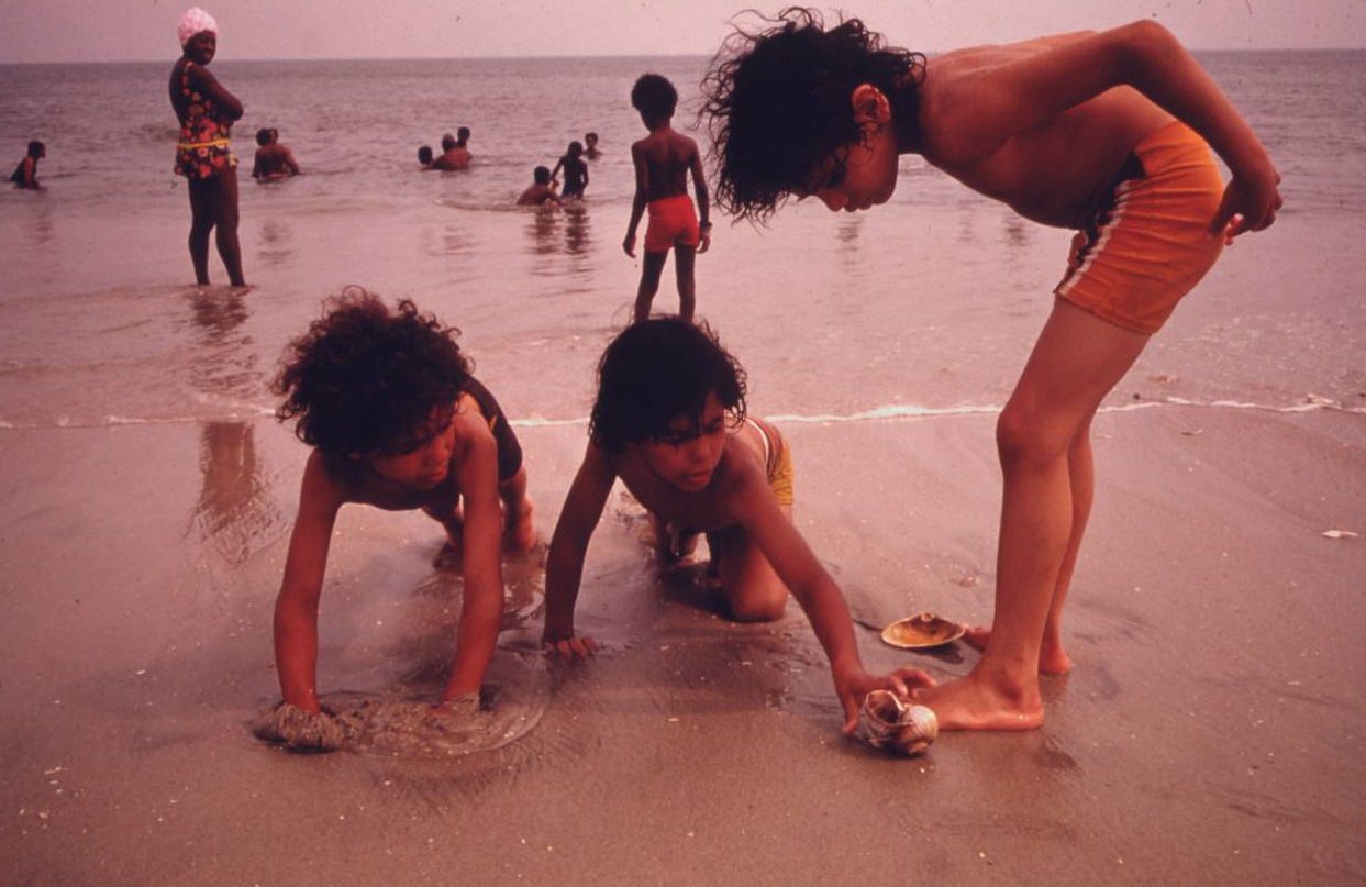 Children at the beach in Reis Park, Brooklyn, July 1974.