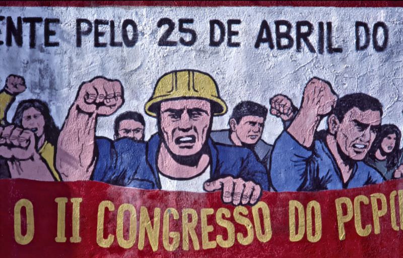 Murals of the Revolução dos Cravos, Lisbon 1972