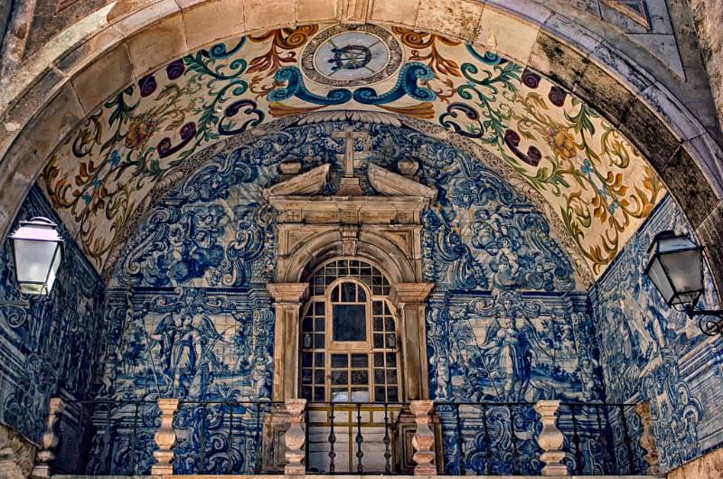 Door of the Lady of Piety in the old city walls. Chapel-oratorio