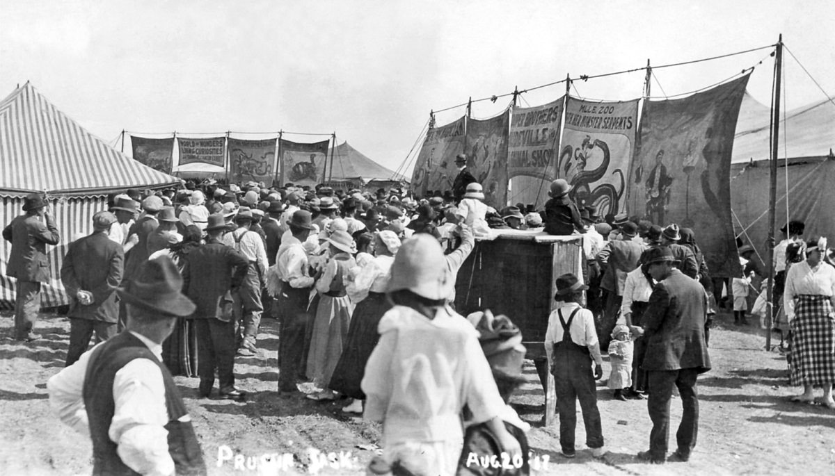 Carnival, Leader, Saskatchewan, August 20, 1917