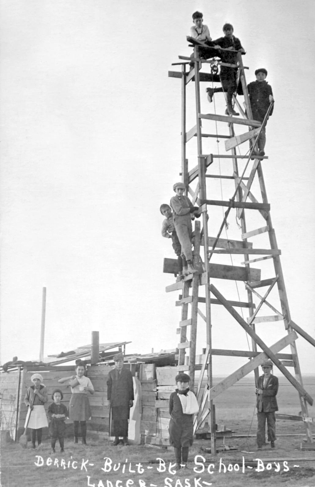 Derrick built by schoolboys, Lancer, Saskatchewan