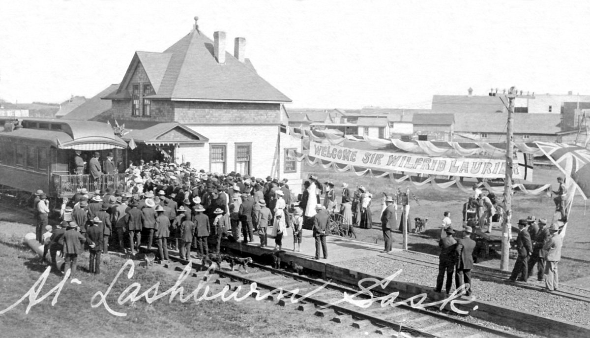 Sir Wilfred Laurie visits Lashburn, Saskatchewan