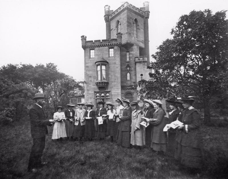 Group outside St John the Baptist's Church, Ayr, c.1906.