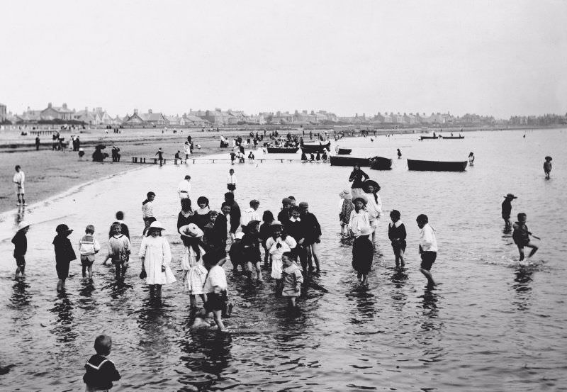 Children at Troon beach, 1907.