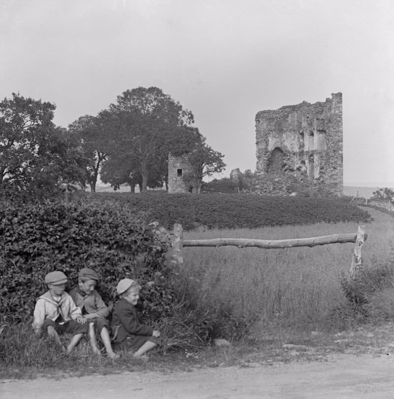 Balquhain Castle from SW, c. 1910.