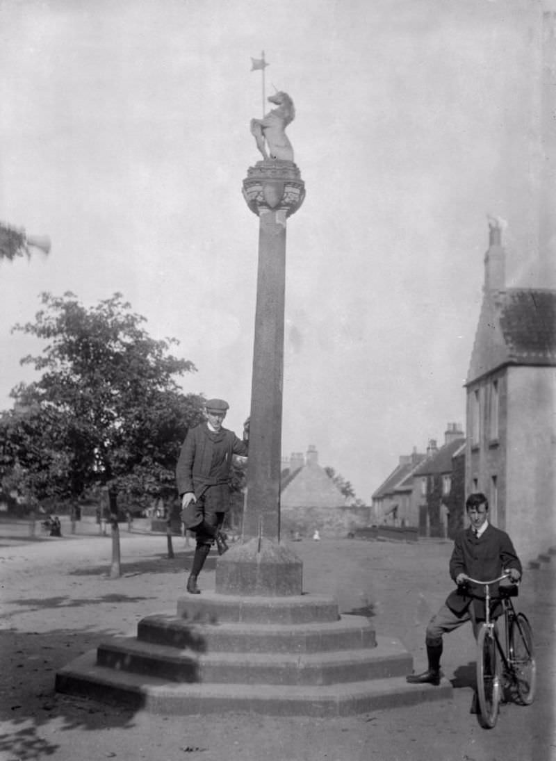 View of the market cross from the south, 1904.