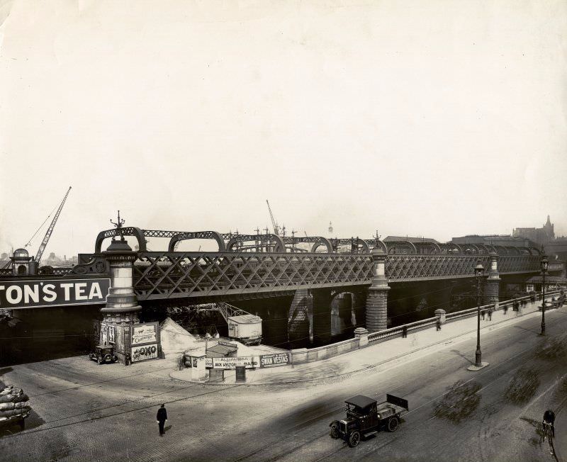 Elevated view of bridge looking NW from corner of Carlton Place/ Bridge Street, Glasgow.