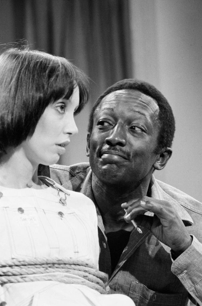 Shelley Duvall as Moonie, Garrett Morris as deprogrammer during the 'Night Of The Moonies' skit on May 14, 1977