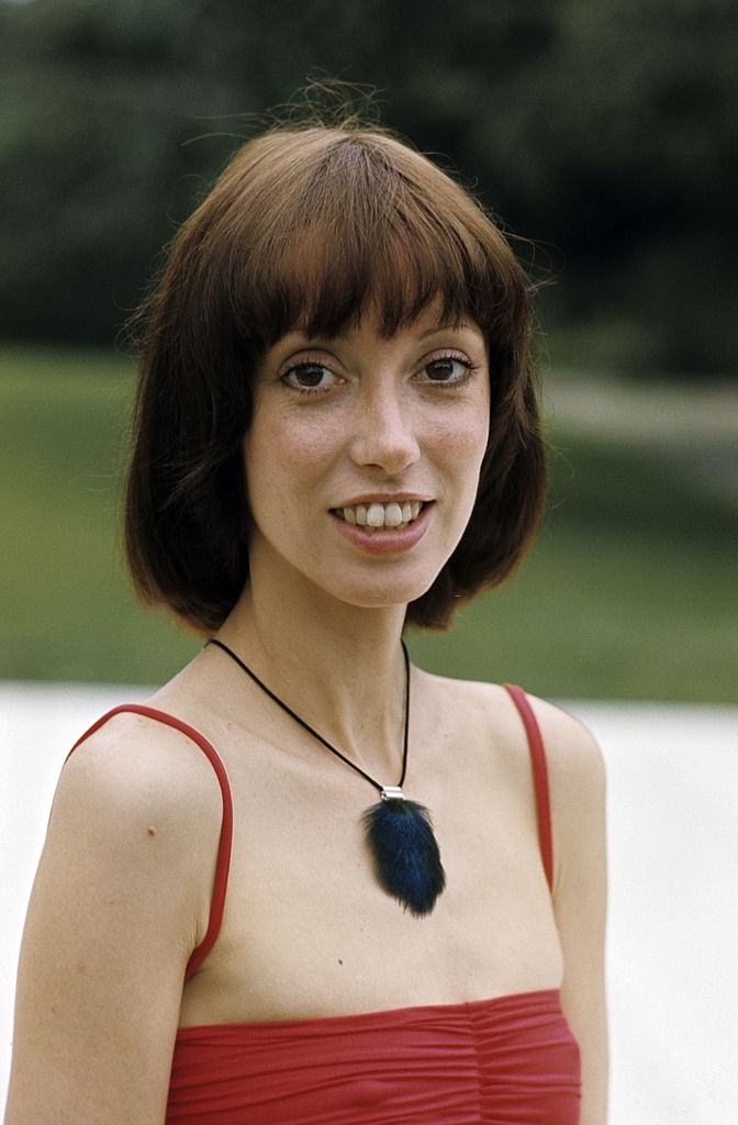Shelly Duvall in red dress, 1977.