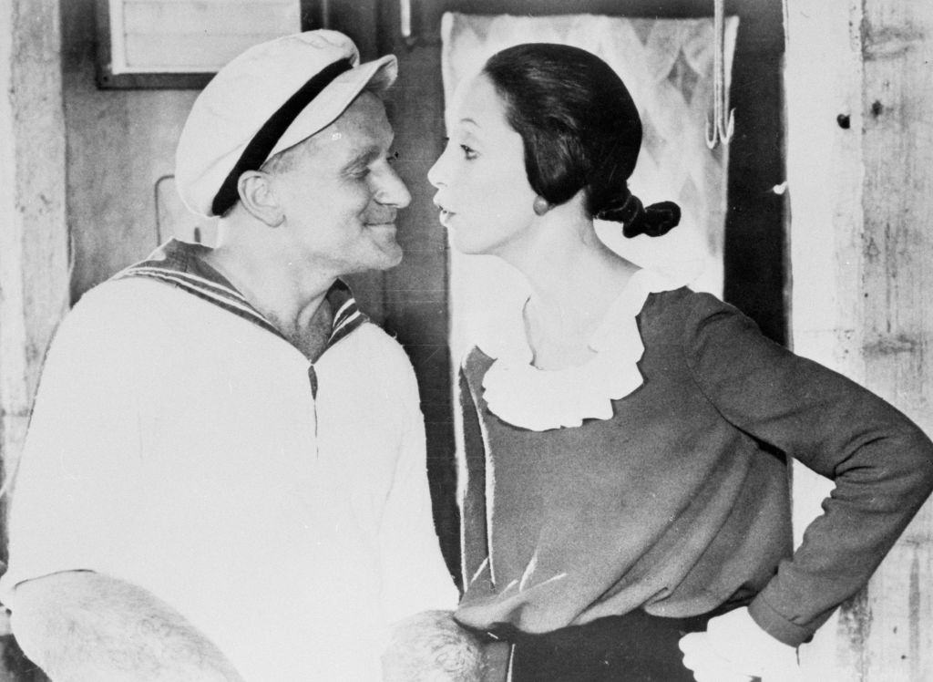 Shelley Duvall as Olive Oil with Robin Williams, as Popeye, 1981.
