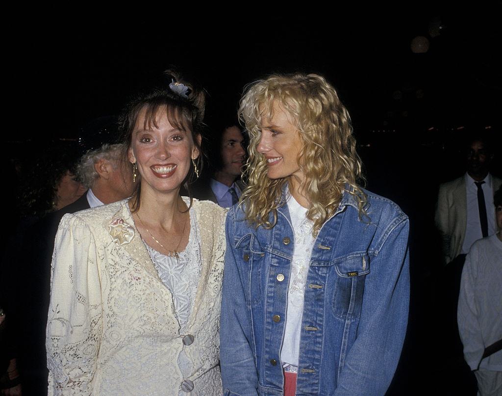 Shelley Duvall with Daryl Hannah, 1987.