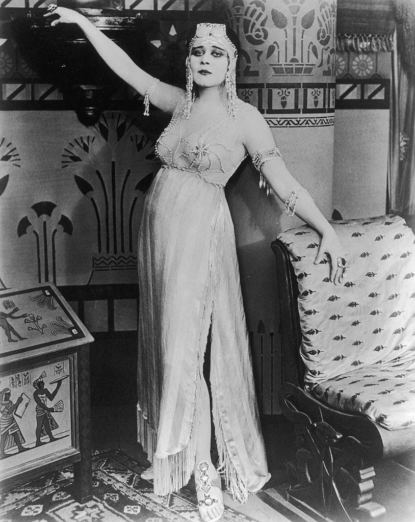 Theda Bara in costume as Cleopatra, 1917.