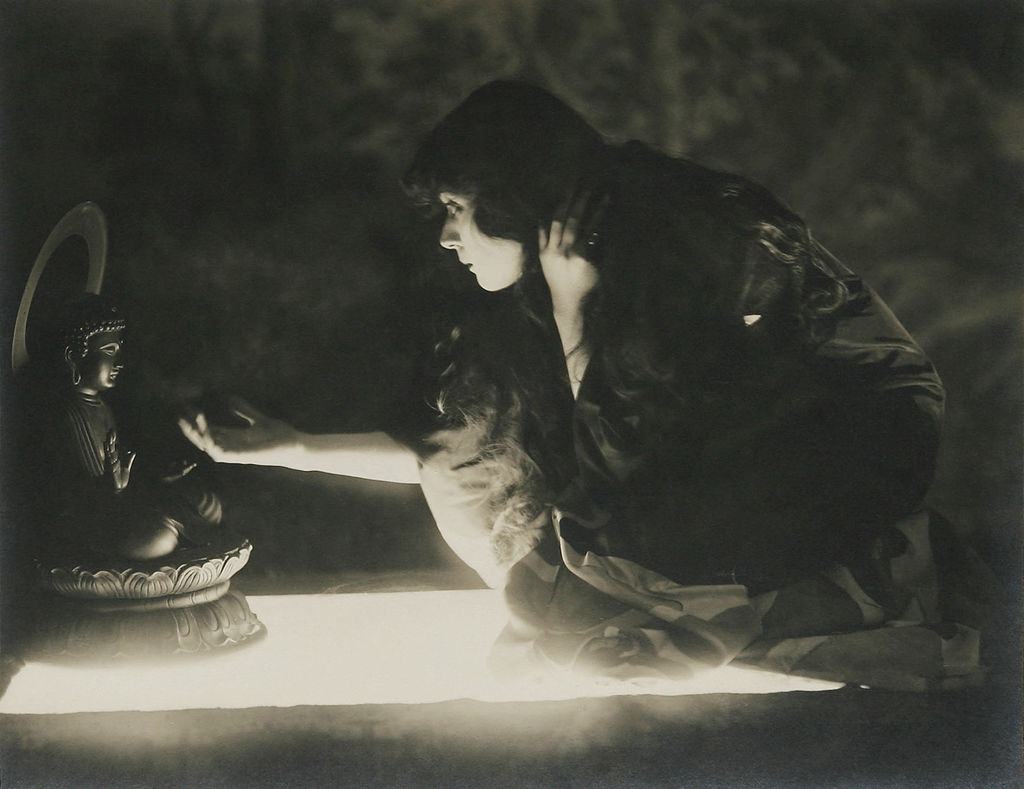 Theda Bara in a scene from the movie"The Soul of Buddha", 1918.