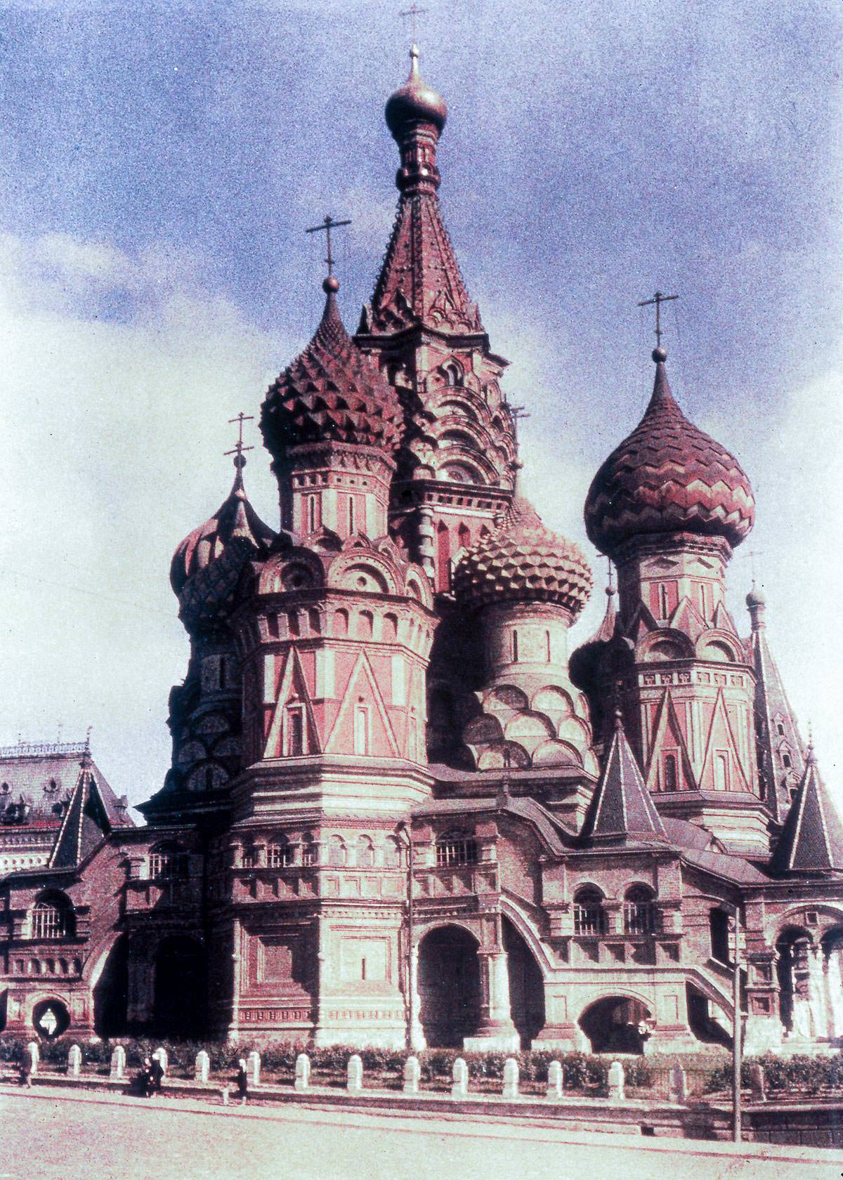 St Vasily's Cathedral, Moscow. 1934