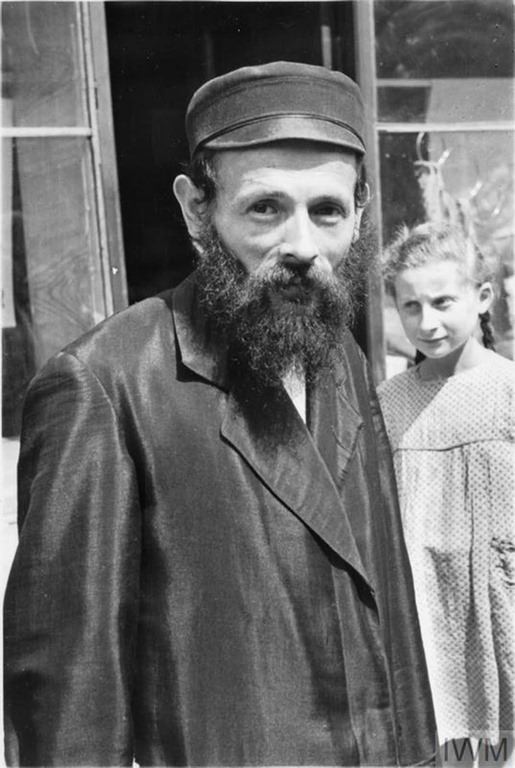 A Jewish man posing for the camera.